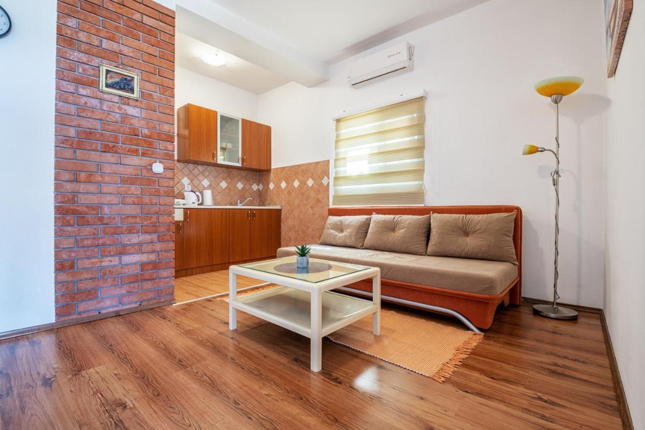 Apartments Leona 네움 외부 사진