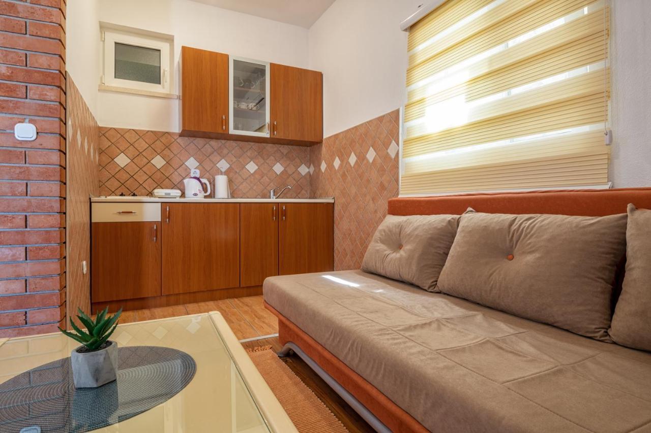 Apartments Leona 네움 외부 사진