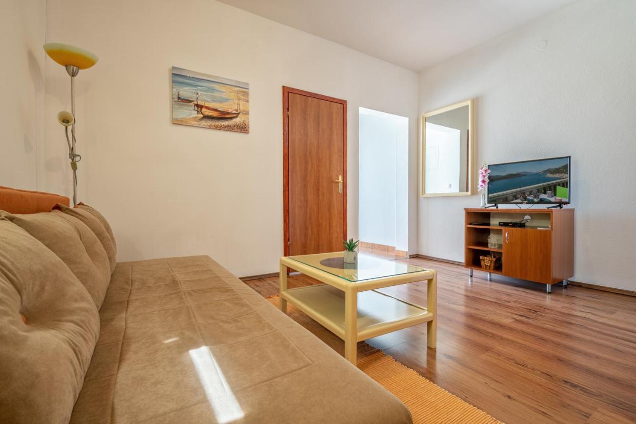 Apartments Leona 네움 외부 사진