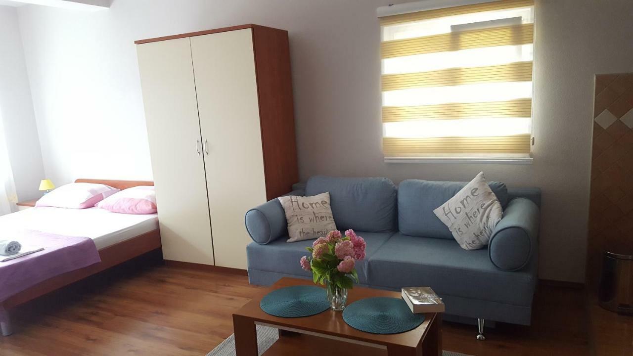 Apartments Leona 네움 외부 사진