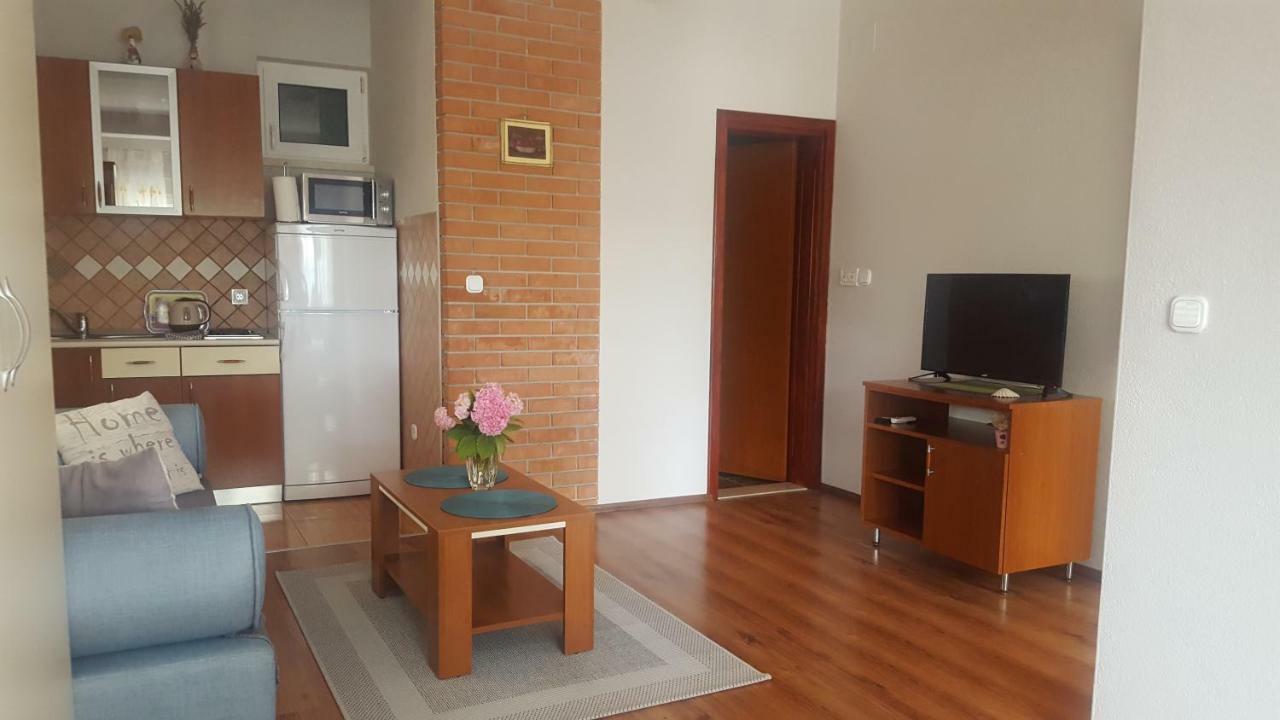 Apartments Leona 네움 외부 사진