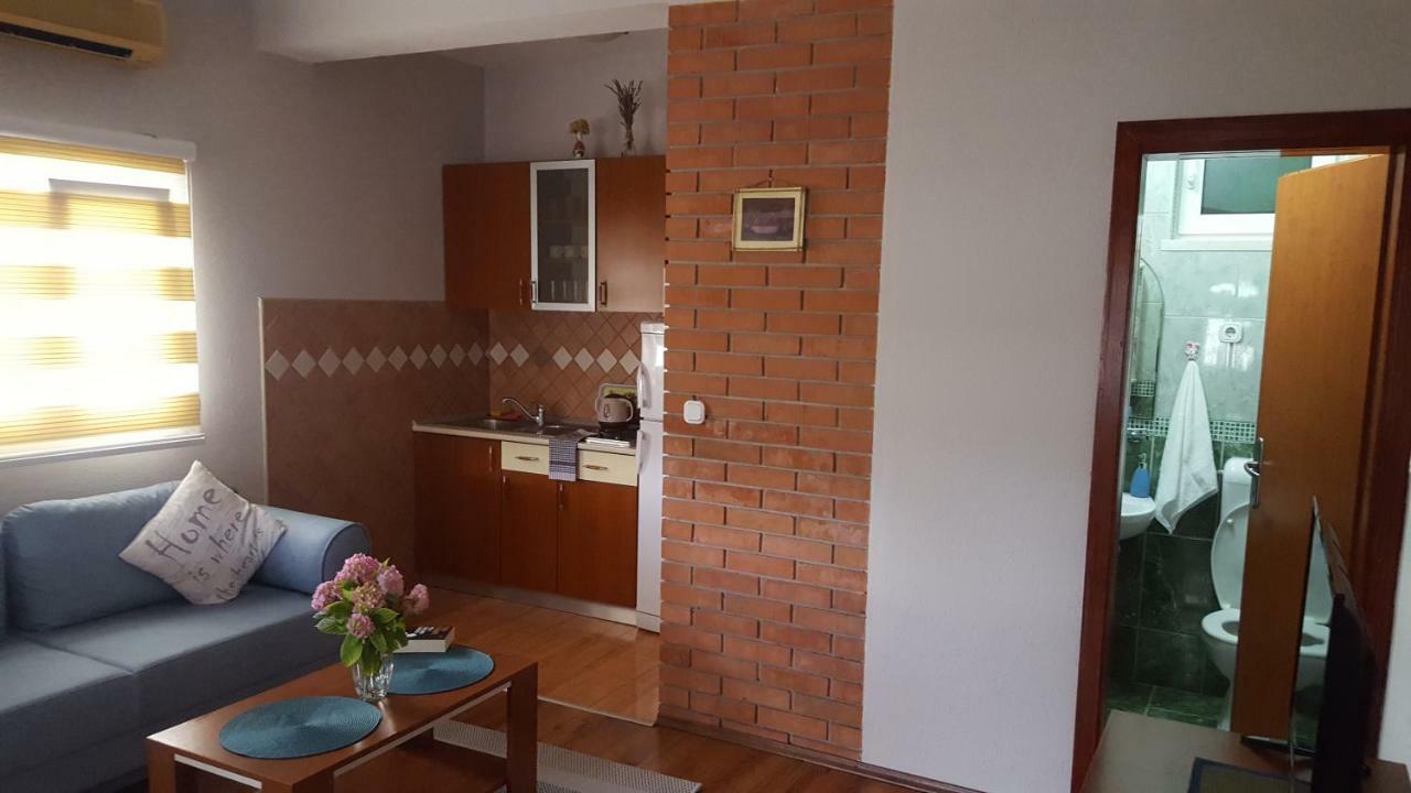Apartments Leona 네움 외부 사진